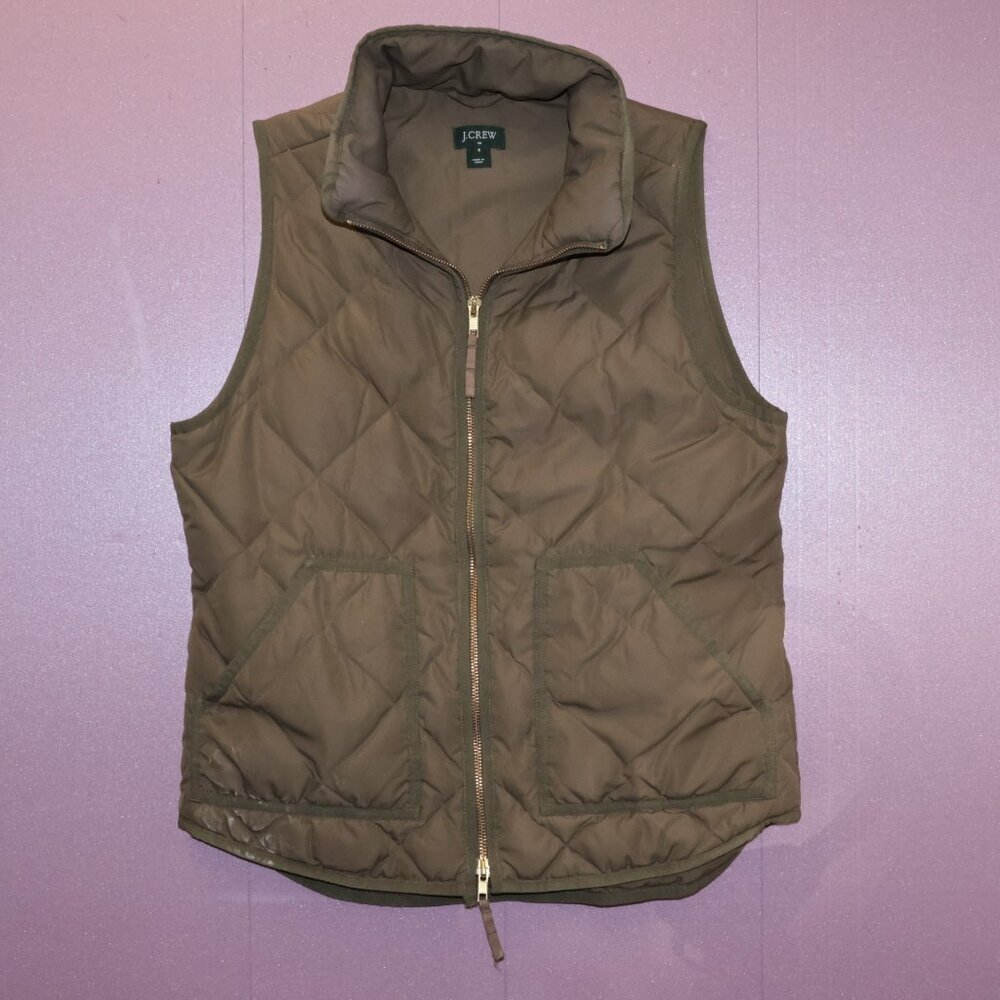 J. Crew Olive Quilted Vest Size Small Sleeveless Zip Front Pockets